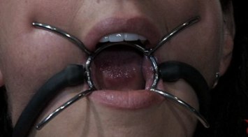 Female slaves lose themselves on having  torture session